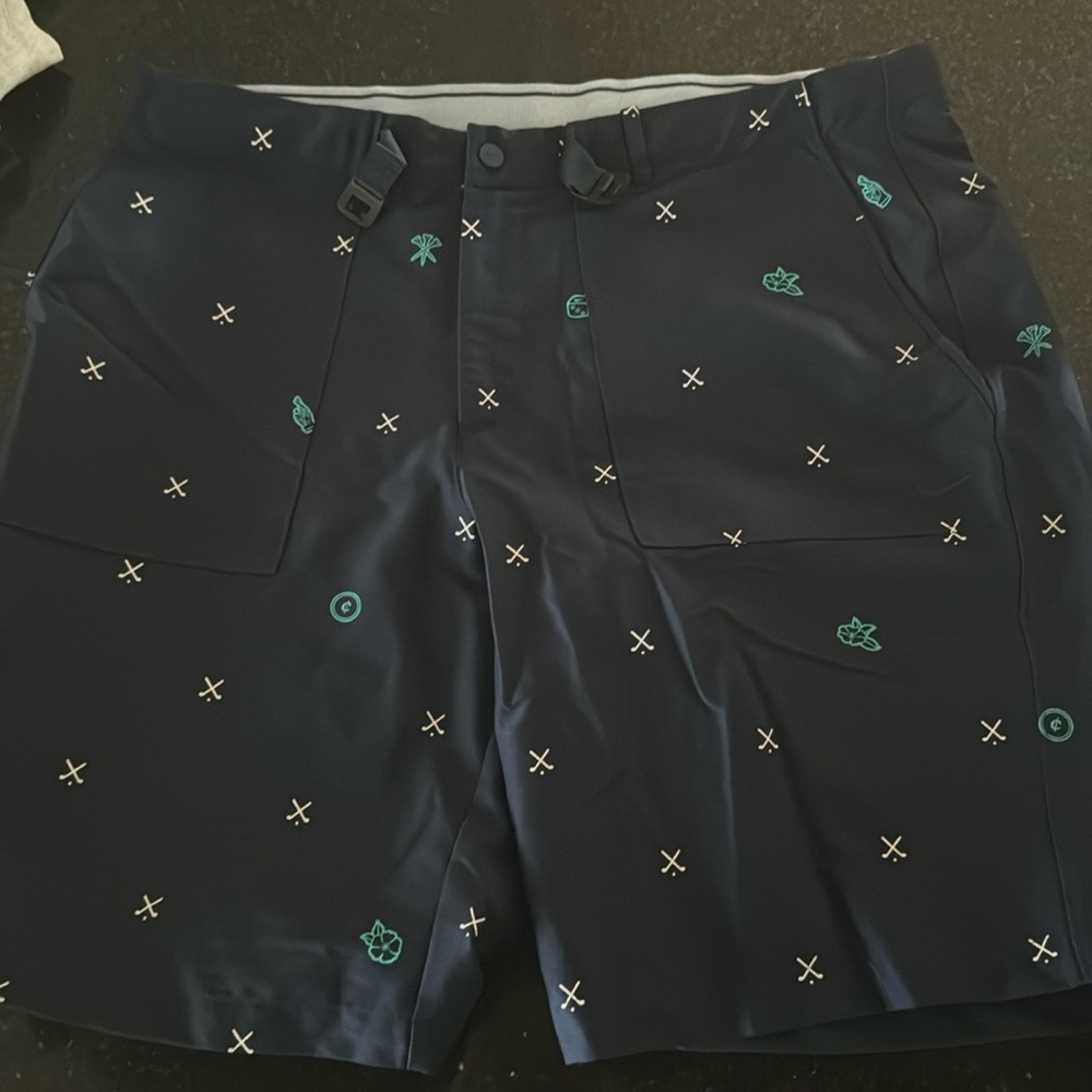 Nike Golf shorts Dri-Fit Men's Size 36 Slim Fit Navy Golf Clubs Print